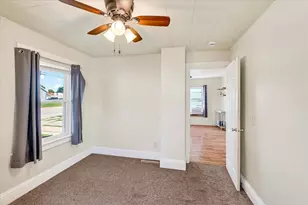 627 S Center St, Beaver Dam, WI 53916 - Photo 17