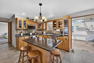 772 Edward St, Verona, WI 53593 - Photo 9