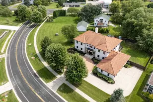 5695 Tuscany Ln, Waunakee, WI 53597 - Photo 11