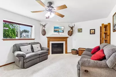 808 Hanksfield Place, Prairie Du Sac, WI 53578 - Photo 15