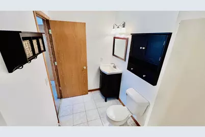 1029 Melvin Court, Madison, WI 53704 - Photo 11