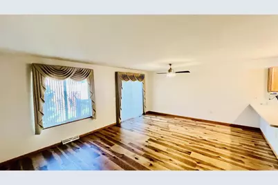 1029 Melvin Court, Madison, WI 53704 - Photo 5