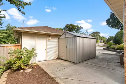 402 S Owen Drive, Madison, WI 53711 - Photo 7