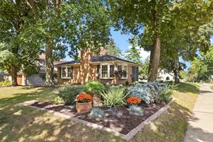 402 S Owen Dr, Madison, WI 53711 - Photo 1
