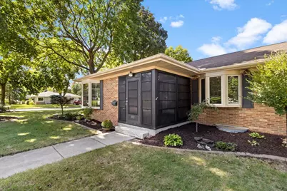 402 S Owen Drive, Madison, WI 53711 - Photo 9