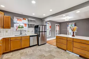 811 W Franklin St, Portage, WI 53901 - Photo 21