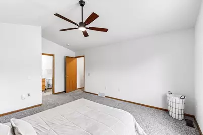 3222 Stonecreek Drive, Madison, WI 53719 - Photo 37