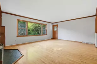 402 E Dean Ave, Madison, WI 53716 - Photo 3