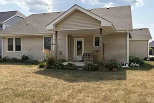 702 Merlot Ln, Cambridge, WI 53523 - Photo 5