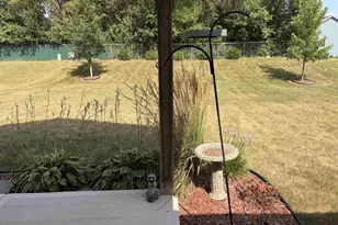 702 Merlot Ln, Cambridge, WI 53523 - Photo 7