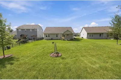 702 Merlot Lane, Cambridge, WI 53523 - Photo 7