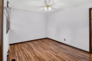 4718 Eldorado Ln, Madison, WI 53716 - Photo 11