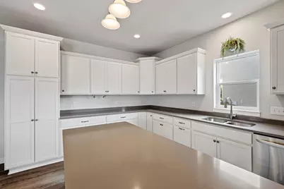 1229 Patriot Way, Sun Prairie, WI 53590 - Photo 13