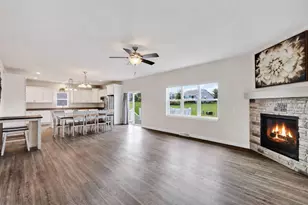 1229 Patriot Way, Sun Prairie, WI 53590 - Photo 5