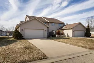 2666 Dungarvan Rd, Fitchburg, WI 53711 - Photo 25
