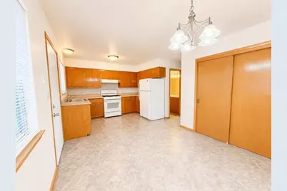 1405 Oconomowoc Avenue, Watertown, WI 53094 - Photo 7