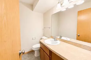 1405 Oconomowoc Ave, Watertown, WI 53094 - Photo 13