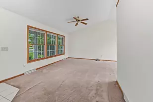509 Gold Coast Ln, Janesville, WI 53536 - Photo 9