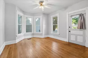1227 Spaight St, Madison, WI 53703 - Photo 5