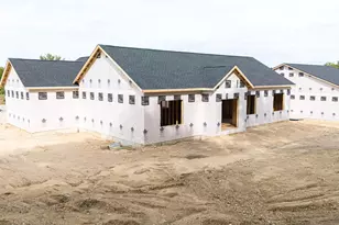 509 Ridge Ct, Orfordville, WI 53545 - Photo 7