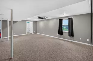 5 Yorktown Cir, Madison, WI 53711 - Photo 77
