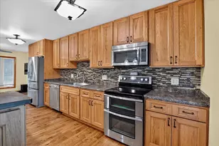 5 Yorktown Cir, Madison, WI 53711 - Photo 31