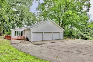 3169 Hickory Ridge Rd, Madison, WI 53719 - Photo 3