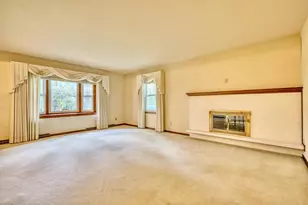 3169 Hickory Ridge Rd, Madison, WI 53719 - Photo 7