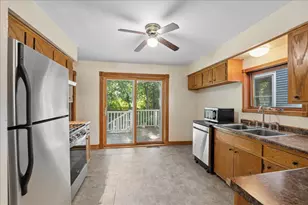 1227 Spaight St, Madison, WI 53719 - Photo 5