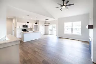 507 Ridge Ct, Orfordville, WI 53576 - Photo 3