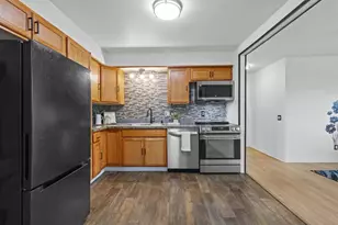 1930 Shelley Ln, Madison, WI 53704 - Photo 13