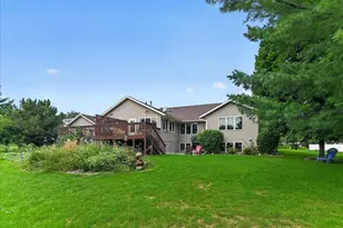 5707 Osborn Dr, Mcfarland, WI 53558 - Photo 7