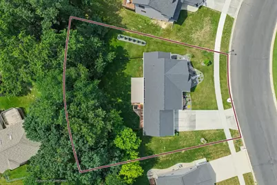 1002 Hay Creek Trail, Reedsburg, WI 53959 - Photo 5
