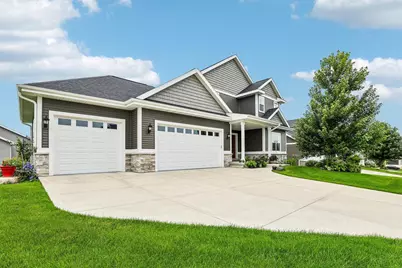 2115 Baptisia Pass, Sun Prairie, WI 53590 - Photo 3