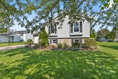 829 Edgemore Drive, Sun Prairie, WI 53590 - Photo 5