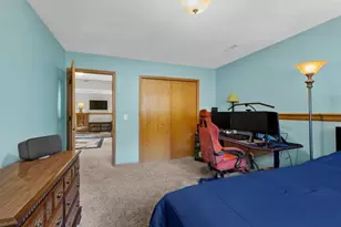829 Edgemore Dr, Sun Prairie, WI 53590 - Photo 23