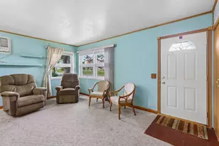 1937 Tennyson Ln, Madison, WI 53704 - Photo 5