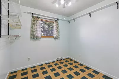 1937 Tennyson Lane, Madison, WI 53704 - Photo 9