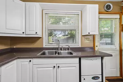 1937 Tennyson Lane, Madison, WI 53704 - Photo 3