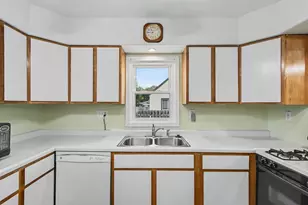 1402 Barham Ave, Janesville, WI 53548 - Photo 11
