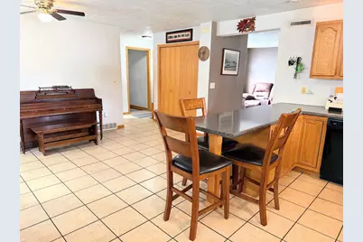514 E Iowa Street, Prairie Du Chien, WI 53821 - Photo 9