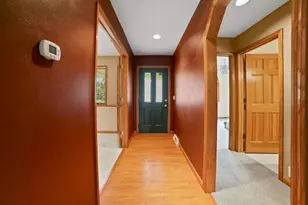 6548 N Ron Rd, Janesville, WI 53536 - Photo 7