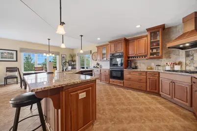 818 Bluebird Pass, Cambridge, WI 53523 - Photo 23