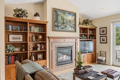818 Bluebird Pass, Cambridge, WI 53523 - Photo 9