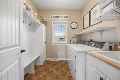 818 Bluebird Pass, Cambridge, WI 53523 - Photo 57