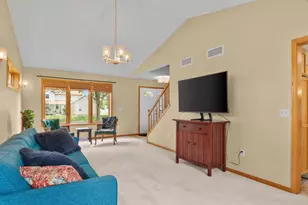 510 Traveler Ln, Madison, WI 53718 - Photo 15