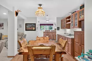 93 Queens Way, Fond du Lac, WI 54935 - Photo 5
