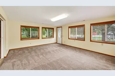 7862 W Oakbrook Circle, Madison, WI 53717 - Photo 35