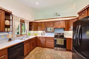 7862 W Oakbrook Cir, Madison, WI 53717 - Photo 3