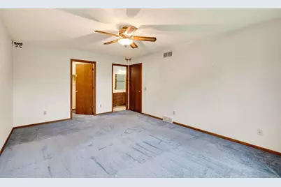 7862 W Oakbrook Circle, Madison, WI 53717 - Photo 25